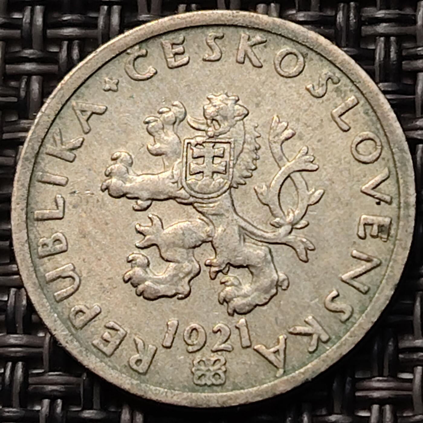 布加迪🐬～世界钱币(上海)🌾第 263 期 /  各国套币和散币 捷克斯洛伐克 1921年 20哈拉