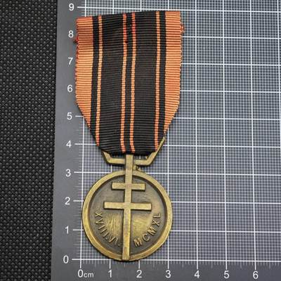 【淘币小摊】限时拍第八百二十三拍  纪念章场  满百包邮可预留两周  周一统一发货  -  英国1940年祖国永不遗忘奖章