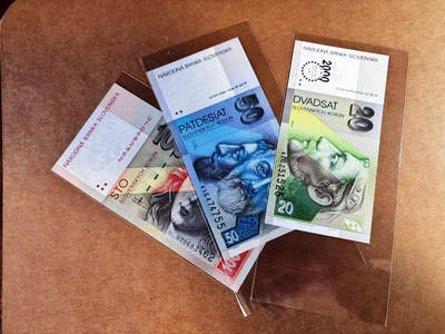 【Blue Auction】世界纸币精拍第759期——18级TOP拍卖/信誉/品质/专业/高效💫 - 【一组3张】斯洛伐克 20-100克朗 全新UNC（20有小瑕疵）