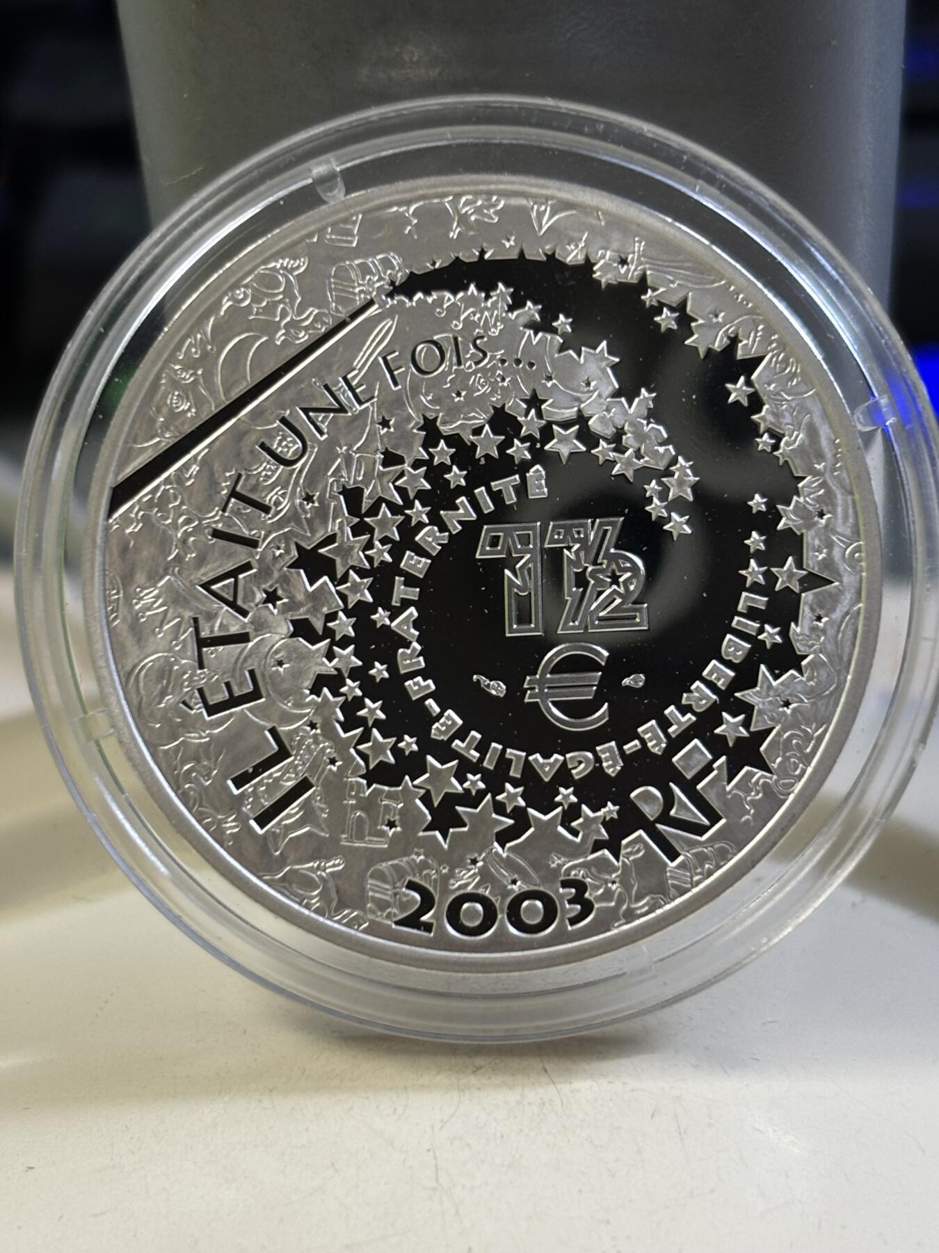 第184期拍卖 法国2003年童话系列匹诺曹彩色纪念银币3，900银，22.2克银价277