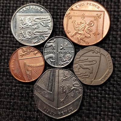 布加迪🐬～世界钱币(上海)🌾第 263 期 /  各国套币和散币 - 英国🇬🇧 6枚盾徽图案套币