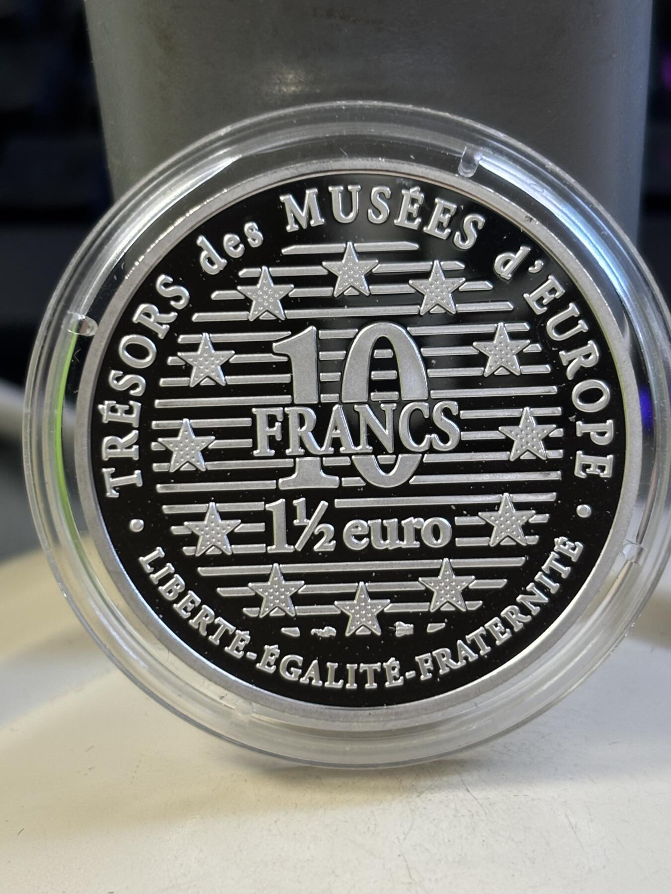 第184期拍卖 法国1997年卢浮宫馆藏系列2组日本艺伎纪念银币带证书，900银，22.2克银价277