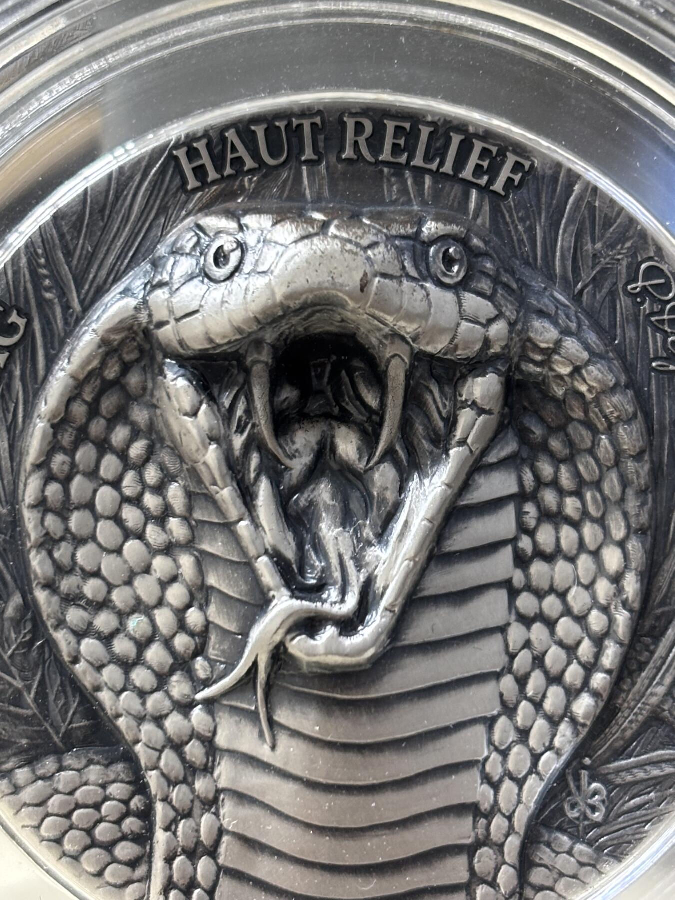 第185期拍卖 科特迪瓦2022年亚洲五霸系列眼镜王蛇5盎司纪念银币，999银，发行999枚