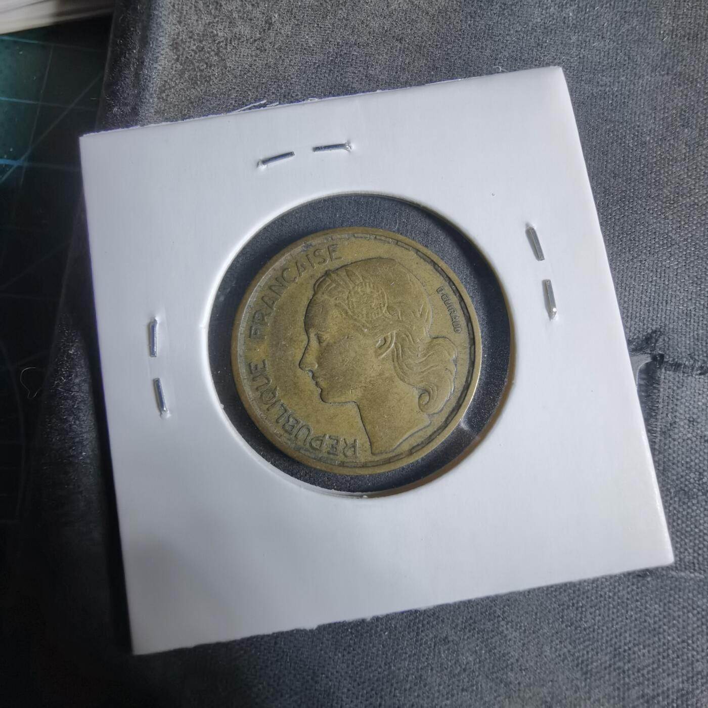 沼泽如烟--第923场 法国1950年20法郎B版