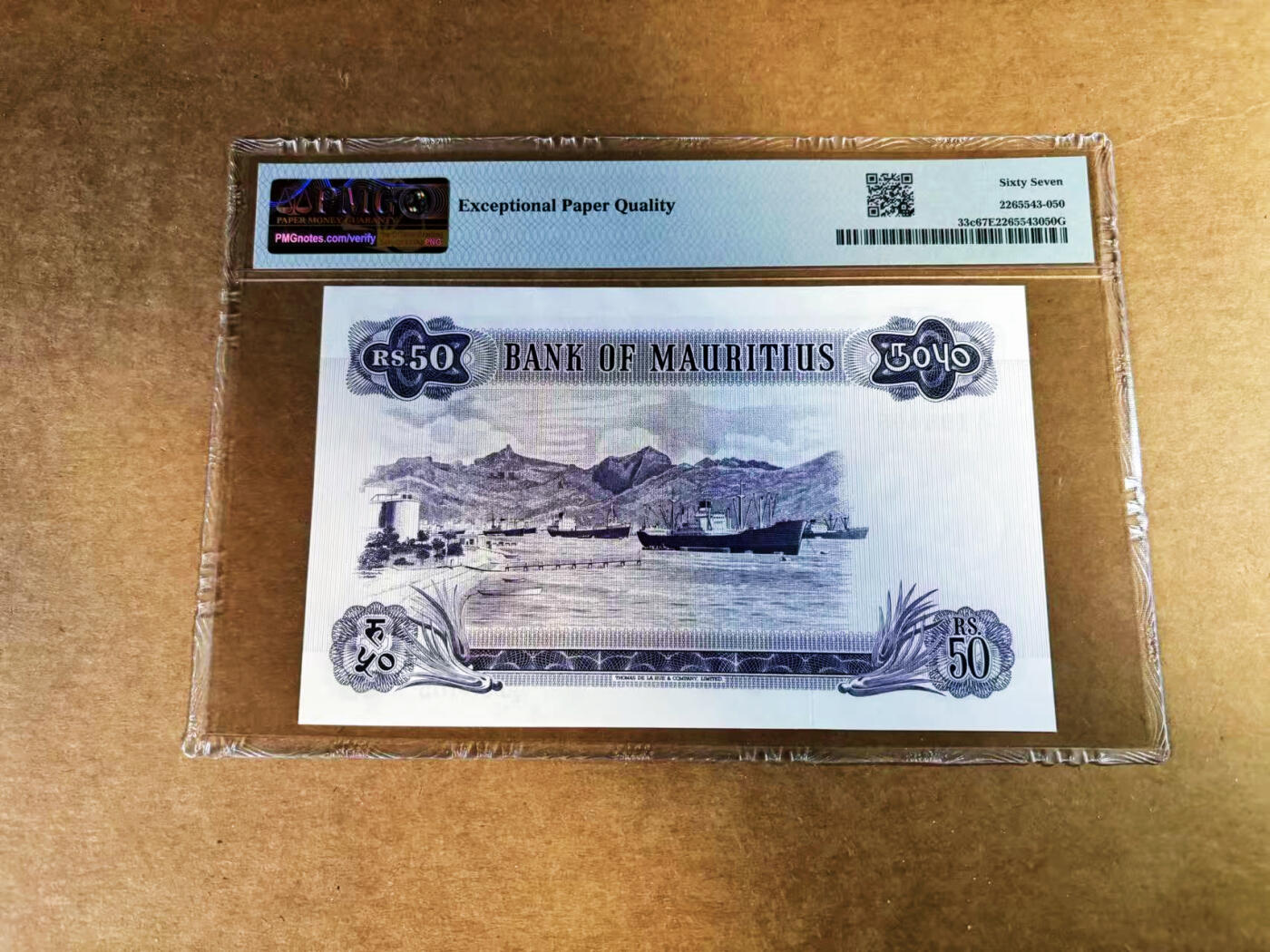 【Blue Auction】世界纸币精拍第759期——18级TOP拍卖/信誉/品质/专业/高效💫 毛里求斯 1967年50卢比 背面港口大场景 戎装女王 PMG67EPQ高分