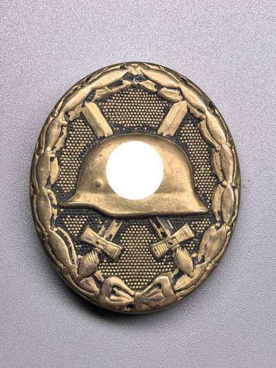 小驴勋章奖章收藏12月06日周六晚六点拍卖（珍爱和平，收藏战争，铭记历史，勿忘国耻，忠党爱国。有偿代拍，送拍规则在简介最后，参拍须阅读规则后再参拍，关系到运费包装发货时效真假辨别等关键信息，拍卖时不再发原图，看大图店主微信码在拍卖店铺介绍里） - WW2黑色战伤奖章，纯铜黑漆