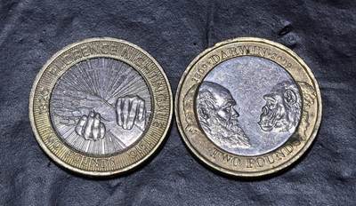 北京马甸外国币专卖第147期，外国币专场，陆续上拍，欢迎关注 - 2009英国双色2镑达尔文200周年纪念币和2010英国双色2英镑南丁格尔去世百年纪念币