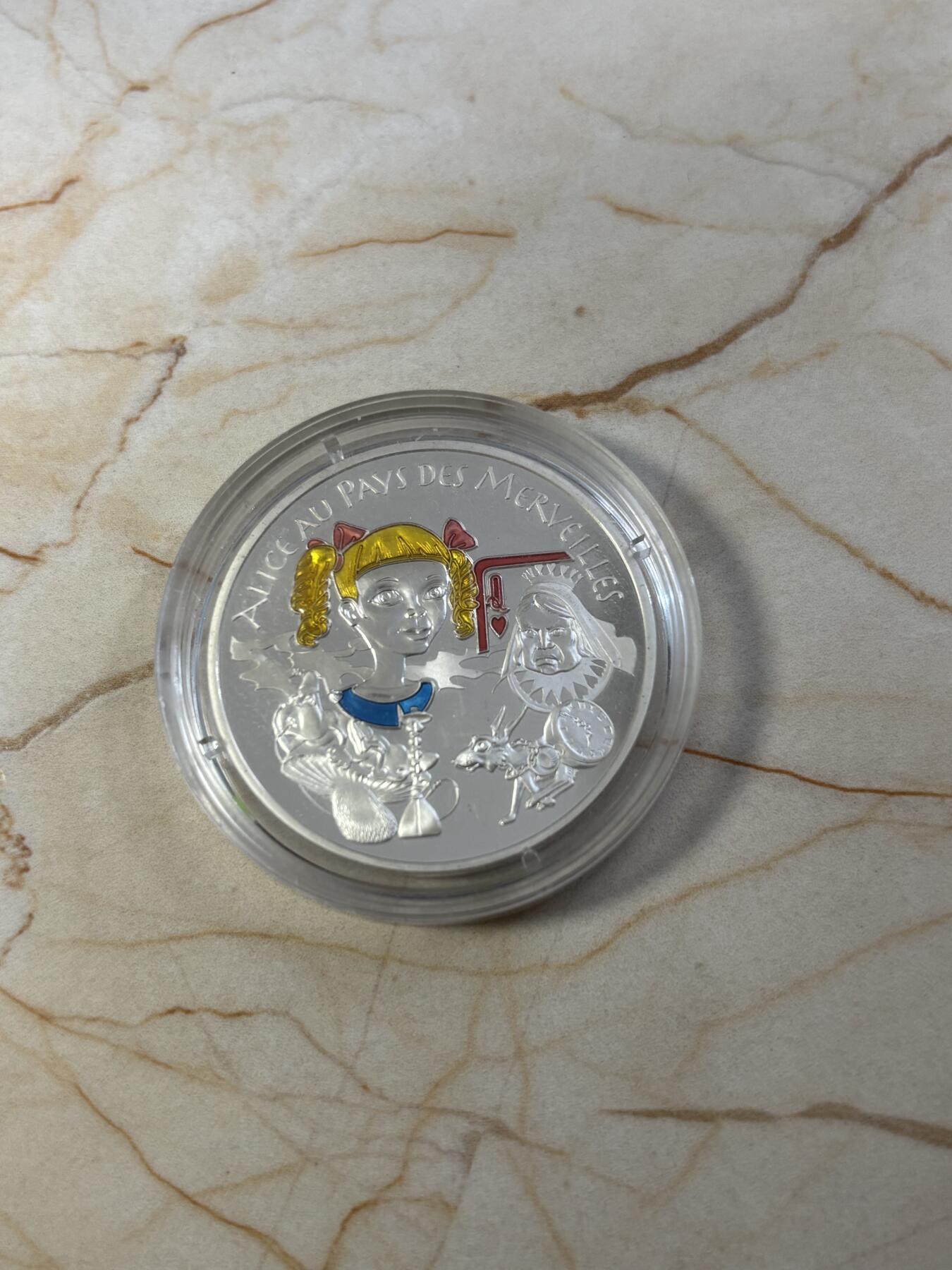 第184期拍卖 法国2003年童话系列匹诺曹彩色纪念银币3，900银，22.2克银价277