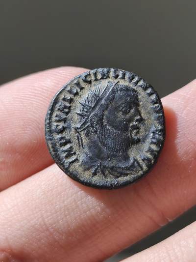 星盘世界钱币十二月六日古典币专场（流感中招了，推迟一周12.13拍） - 古罗马李锡尼一世铜币，公元308-324，正面李锡尼头像，背面朱庇特神像，好品