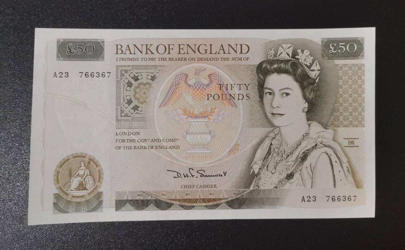 《艾美收藏》第223期-12.7周日外币畅拍 英国D序列1981年A冠50镑最高值UNC/UNC-无4有荧光 D.H.F. Somerset签名 Pick#381a