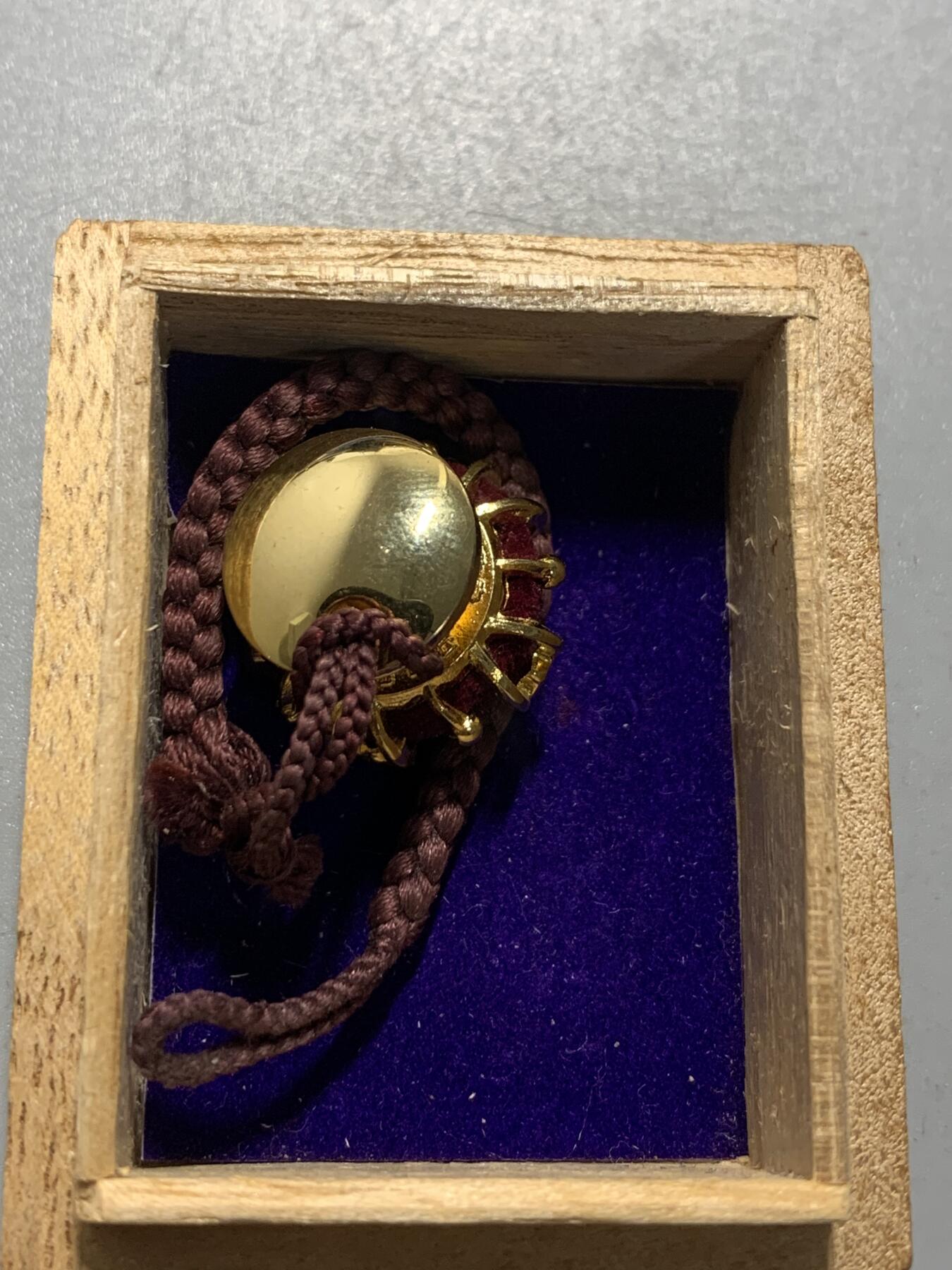 远东徽章小铺12月7日周日晚上9点结束 防犯功劳章