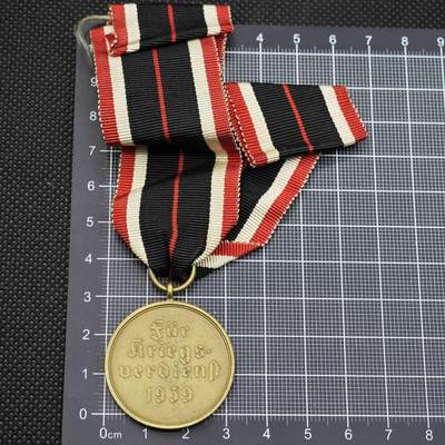 【淘币小摊】限时拍第八百二十三拍  纪念章场  满百包邮可预留两周  周一统一发货  -  德国第三帝国战功奖章