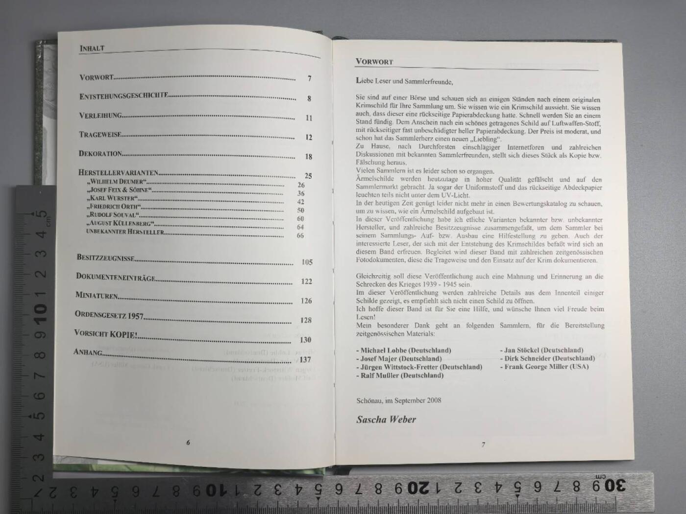 小驴勋章奖章收藏12月06日周六晚六点拍卖（珍爱和平，收藏战争，铭记历史，勿忘国耻，忠党爱国。有偿代拍，送拍规则在简介最后，参拍须阅读规则后再参拍，关系到运费包装发货时效真假辨别等关键信息，拍卖时不再发原图，看大图店主微信码在拍卖店铺介绍里） de3专业书籍《克里米亚盾章》，2008年版