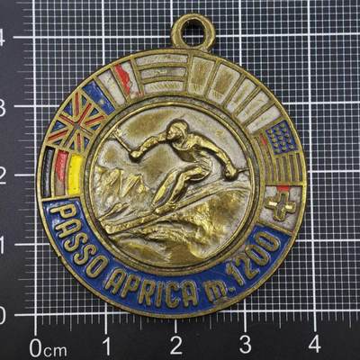 【淘币小摊】限时拍第八百二十三拍  纪念章场  满百包邮可预留两周  周一统一发货  -  1200米滑雪奖章