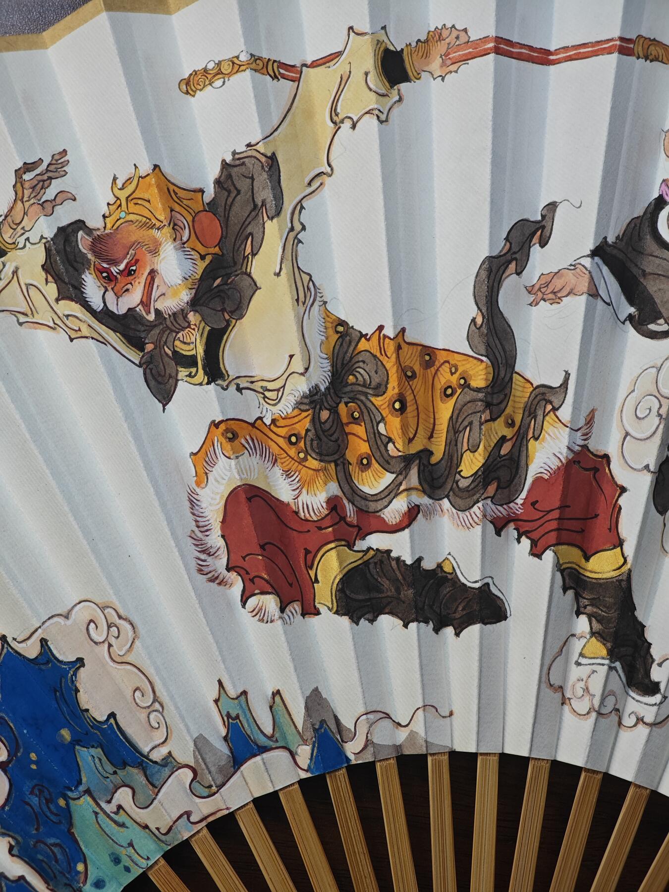 白泽拍卖卡牌手绘专场第29期（忽有故人心上过，回首山河已是秋） 2025 陈岱青手绘扇 西行之路 降妖图 规格：九五寸 十八方玉竹 熟宣折扇 配扇箍 扇套  陈岱青亲签