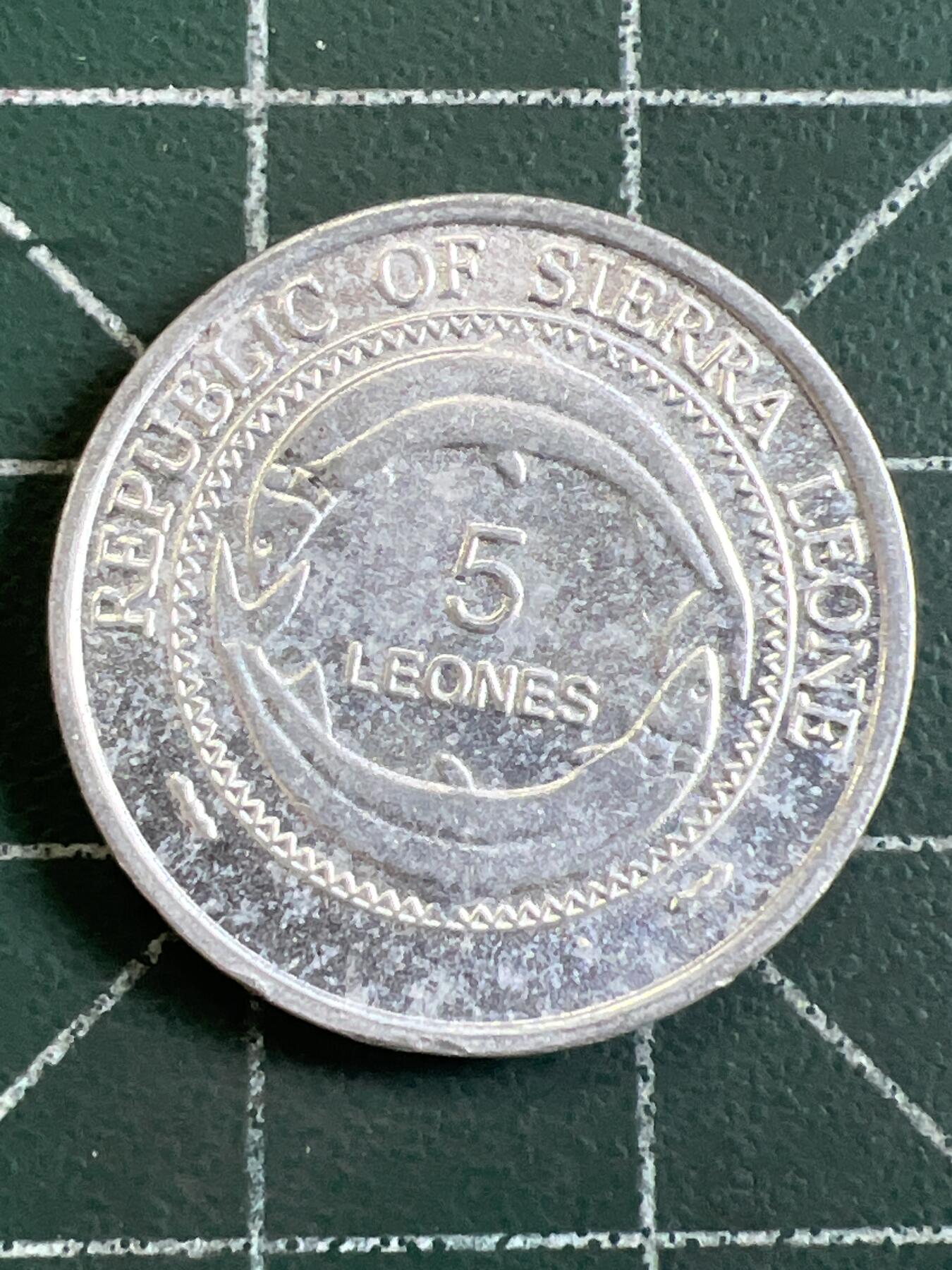 第1066 硬币专场 （无押金，捡漏，全场50包邮，偏远地区除外，接收代拍业务，本店十天发一次货） 塞拉利昂 5 利昂