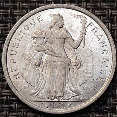 布加迪🐬～世界钱币(上海)🌾第 263 期 /  各国套币和散币 - 波利尼西亚 1979年 2法郎铝币