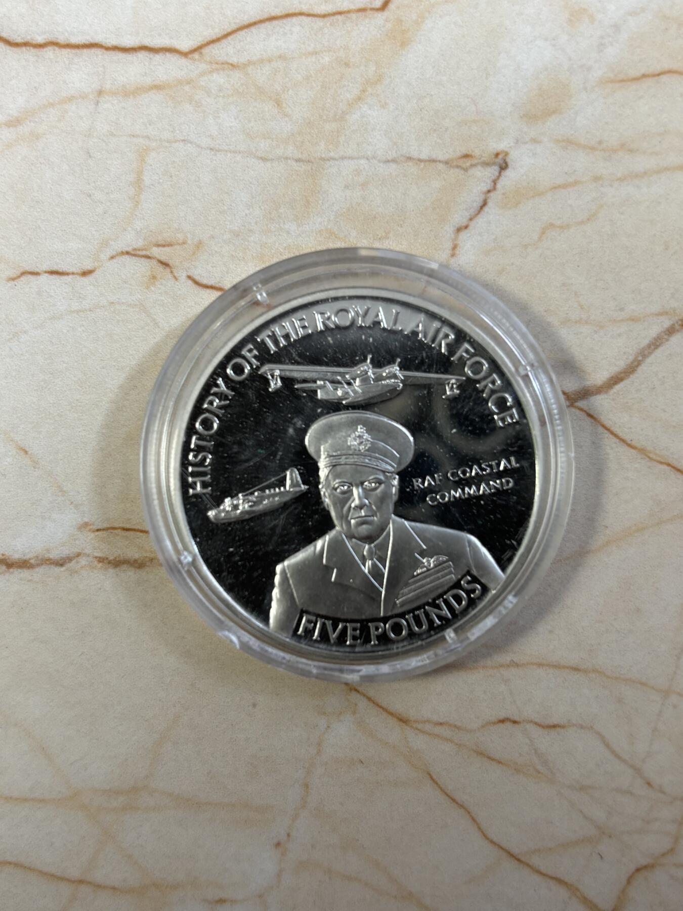 第184期拍卖  泽西2008年皇家空军的历史纪念银币，925银，28.28克银价363，塑料盒有破