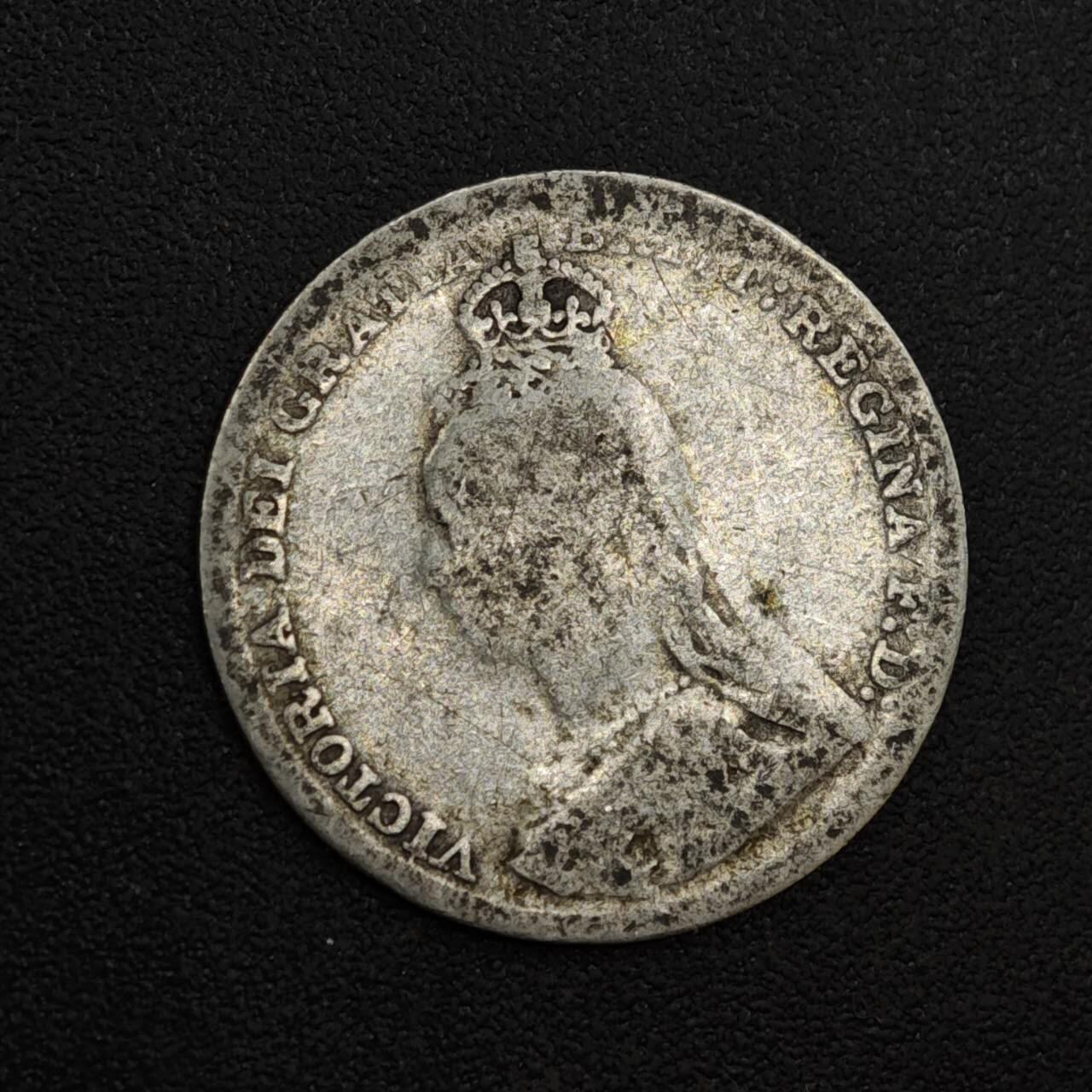 【淘币小摊】实时拍第八百一十九拍   散币场   满百包邮可预留二周 每周一统一发货   英国1892年维多利亚3便士银币