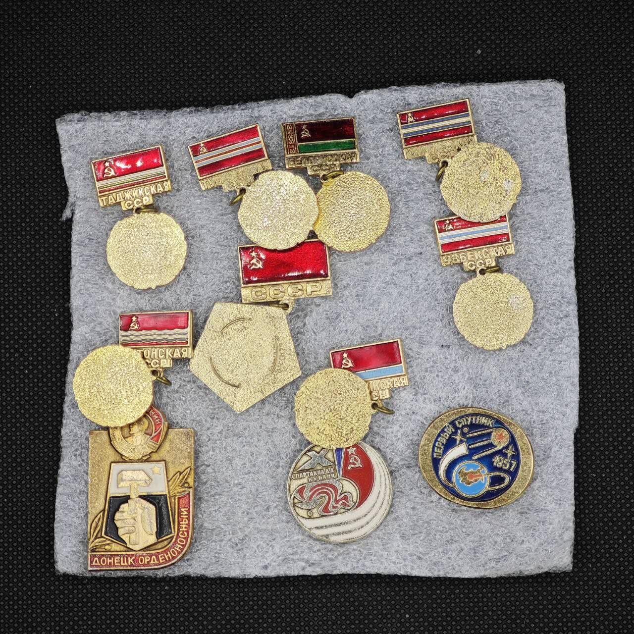 【淘币小摊】限时拍第八百二十三拍  纪念章场  满百包邮可预留两周  周一统一发货   苏联纪念徽章