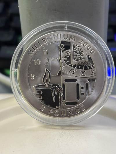 第184期拍卖 - 直布罗陀1999年5镑千禧年贵金属钛纪念币