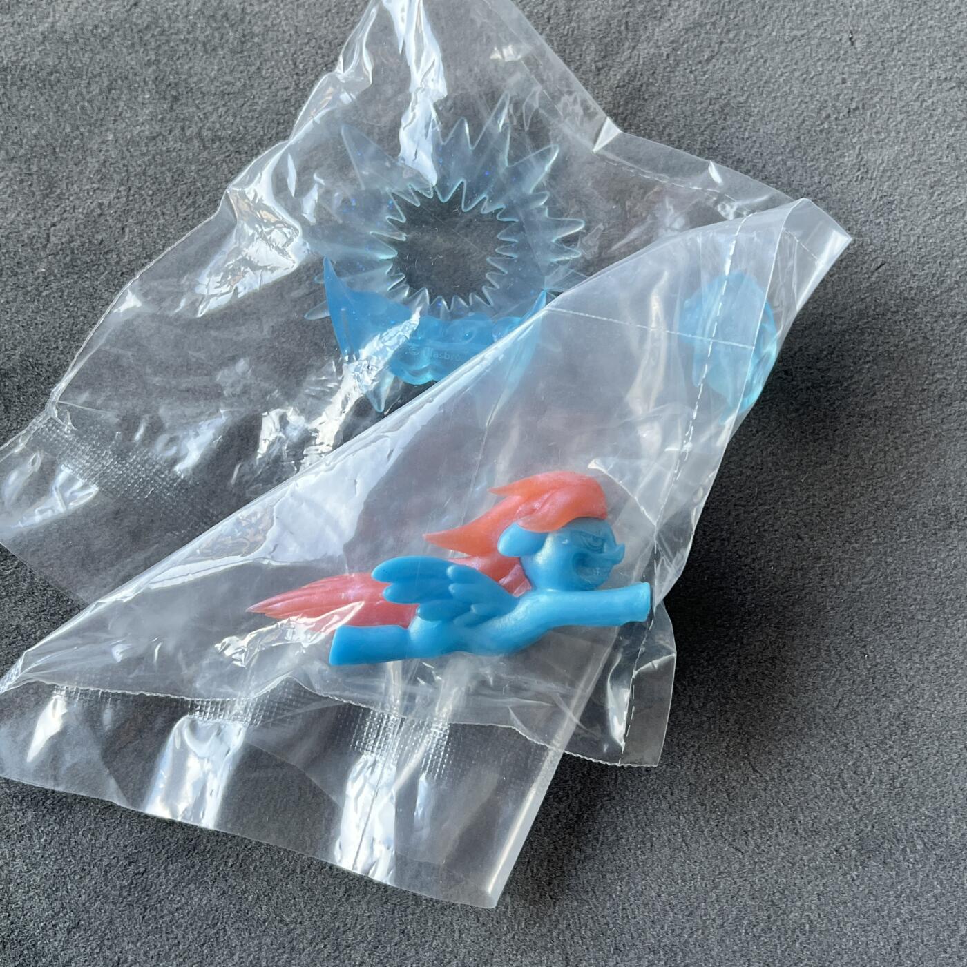 锦色铺子的潮玩拍第六期🌸🌸   卡游  小马宝莉 橡皮人偶 云宝