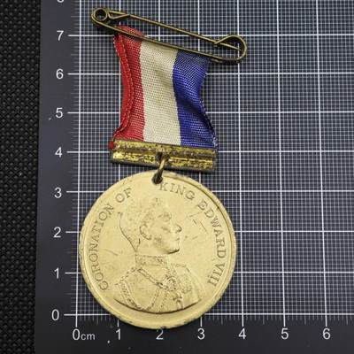 【淘币小摊】限时拍第八百二十三拍  纪念章场  满百包邮可预留两周  周一统一发货  -  爱德华八世加冕纪念章少见