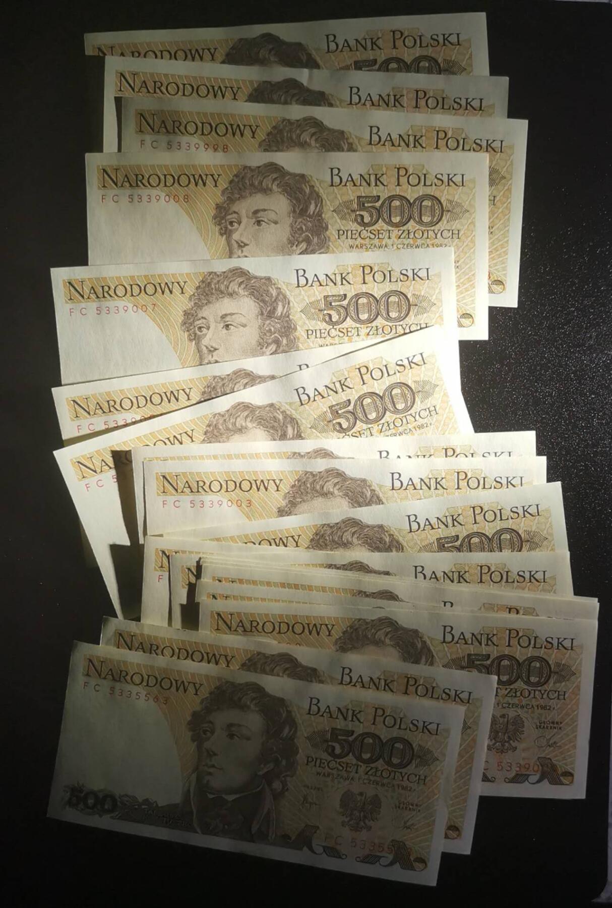 《艾美收藏》第223期-12.7周日外币畅拍 (20张)波兰1982年500兹罗提UNC/UNC- 零星几张压痕&角不绝等微瑕