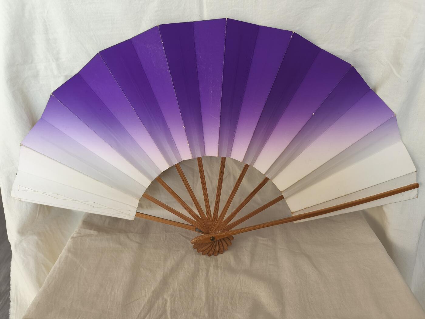 海外回流精品拍卖12.14 日本御舞扇一把