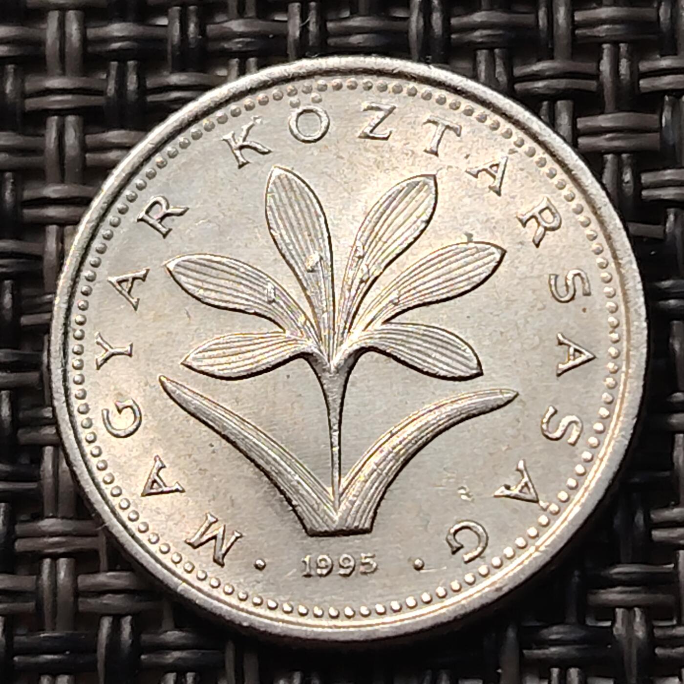 布加迪🐬～世界钱币(上海)🌾第 263 期 /  各国套币和散币