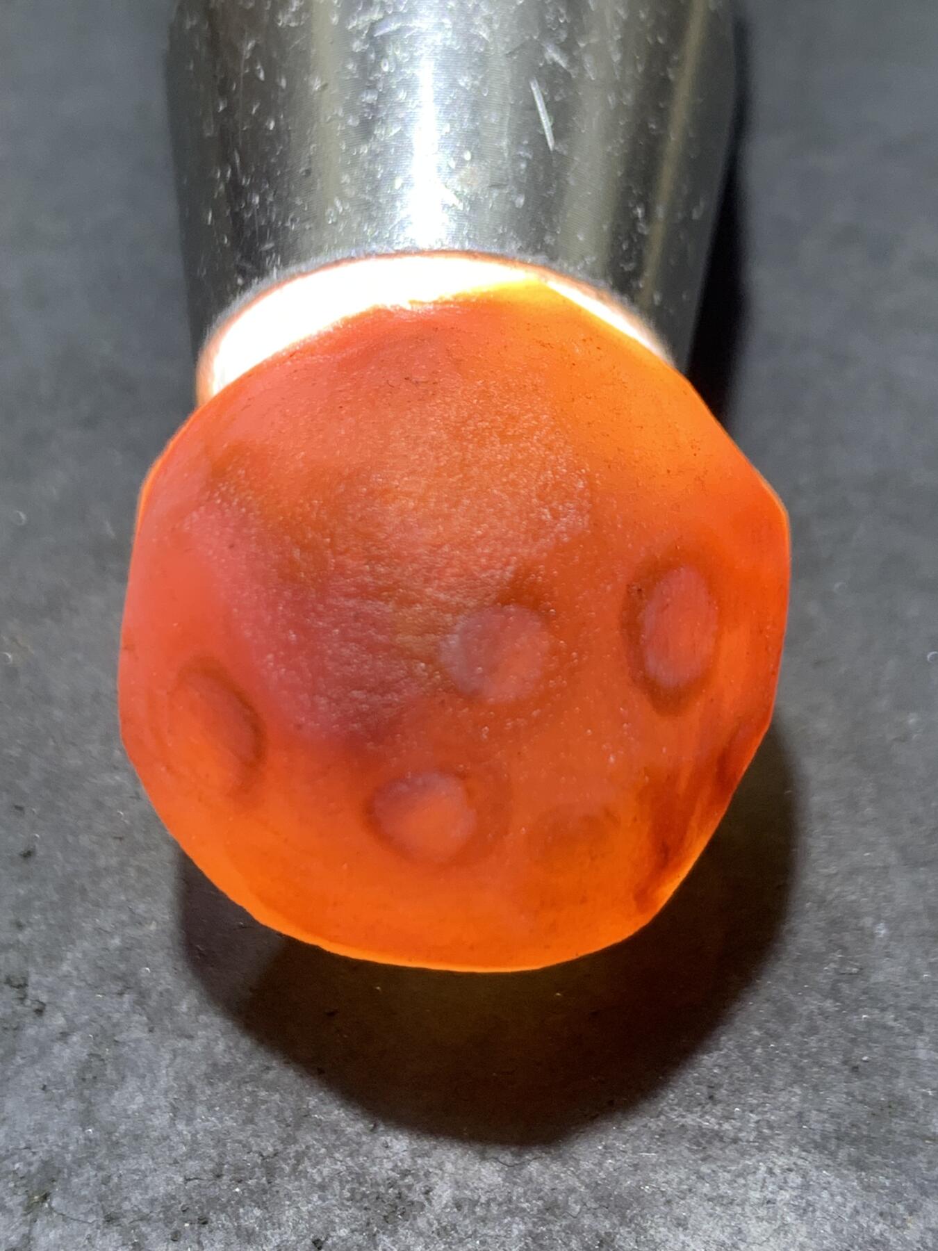 精美红白南红玛瑙明料原石一颗，