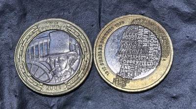 北京马甸外国币专卖第147期，外国币专场，陆续上拍，欢迎关注 - 英国2012年2镑双色纪念币狄更斯诞辰200周年纪念币和2006年工程师布鲁内尔诞辰200周年2磅纪念币