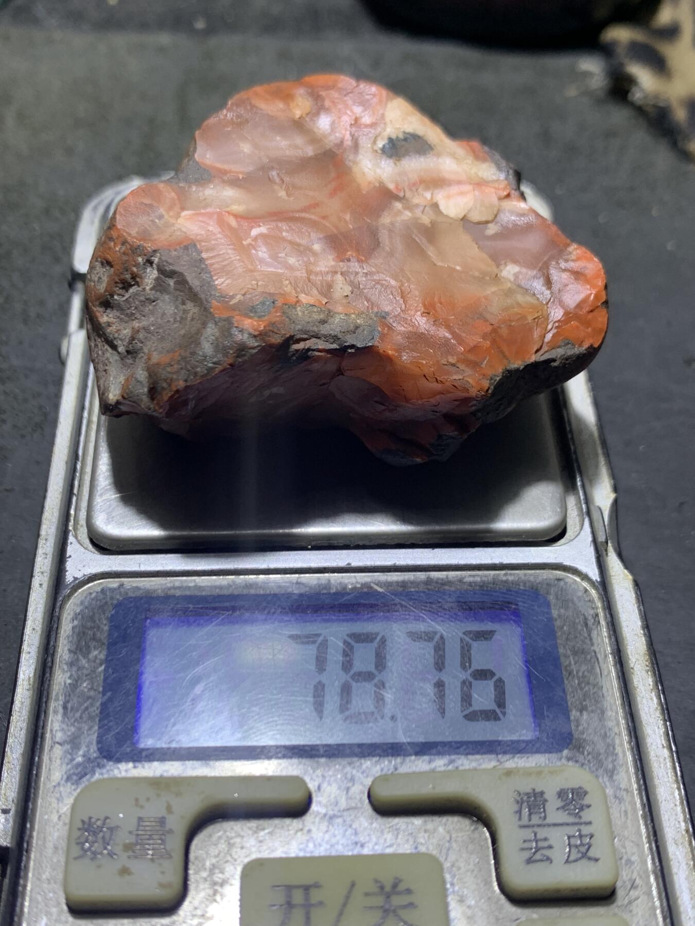 精美原皮荔枝冻飘红冰飘大开窗料南红玛瑙原石一颗