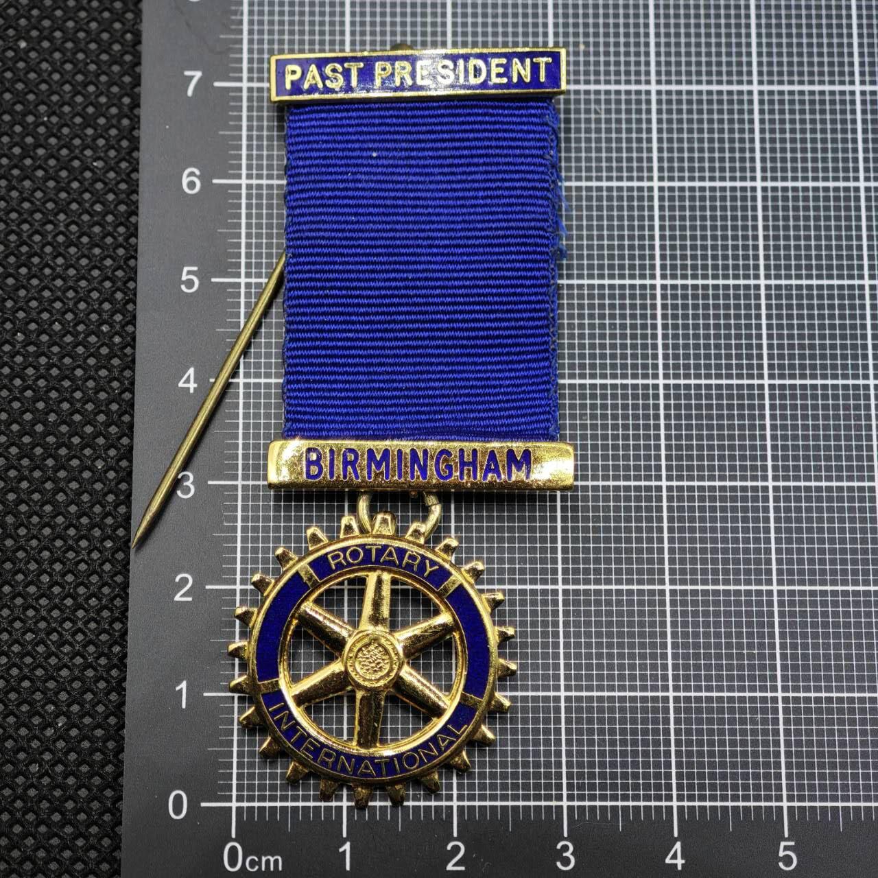 【淘币小摊】限时拍第八百二十三拍  纪念章场  满百包邮可预留两周  周一统一发货   伯明翰扶轮分社卸任社长纪念奖章