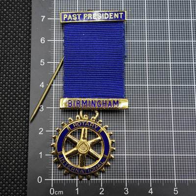 【淘币小摊】限时拍第八百二十三拍  纪念章场  满百包邮可预留两周  周一统一发货  -  伯明翰扶轮分社卸任社长纪念奖章