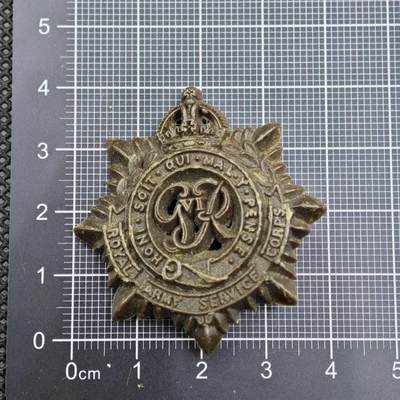 【淘币小摊】限时拍第八百二十三拍  纪念章场  满百包邮可预留两周  周一统一发货  -  英国皇家军队帽徽