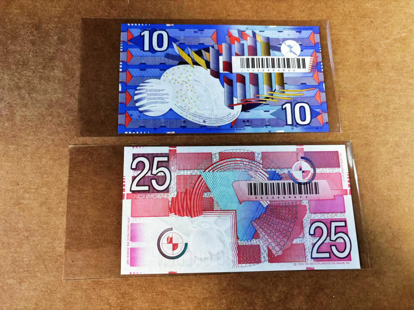 【Blue Auction】世界纸币精拍第759期——18级TOP拍卖/信誉/品质/专业/高效💫 【一组2张】荷兰 齿轮版10-25盾 全新UNC