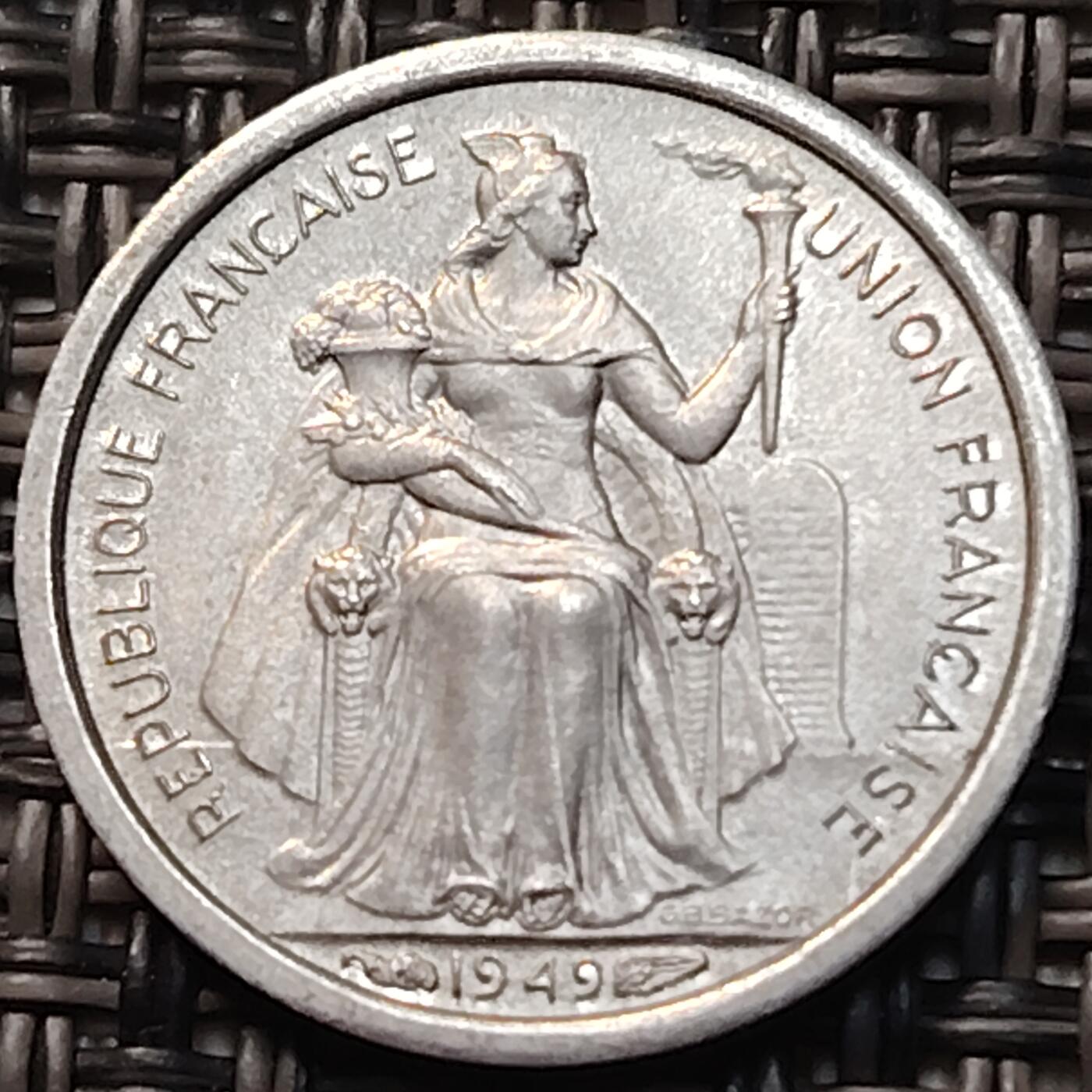 布加迪🐬～世界钱币(上海)🌾第 263 期 /  各国套币和散币 新克里多尼亚 1949年 50分铝币 较少见