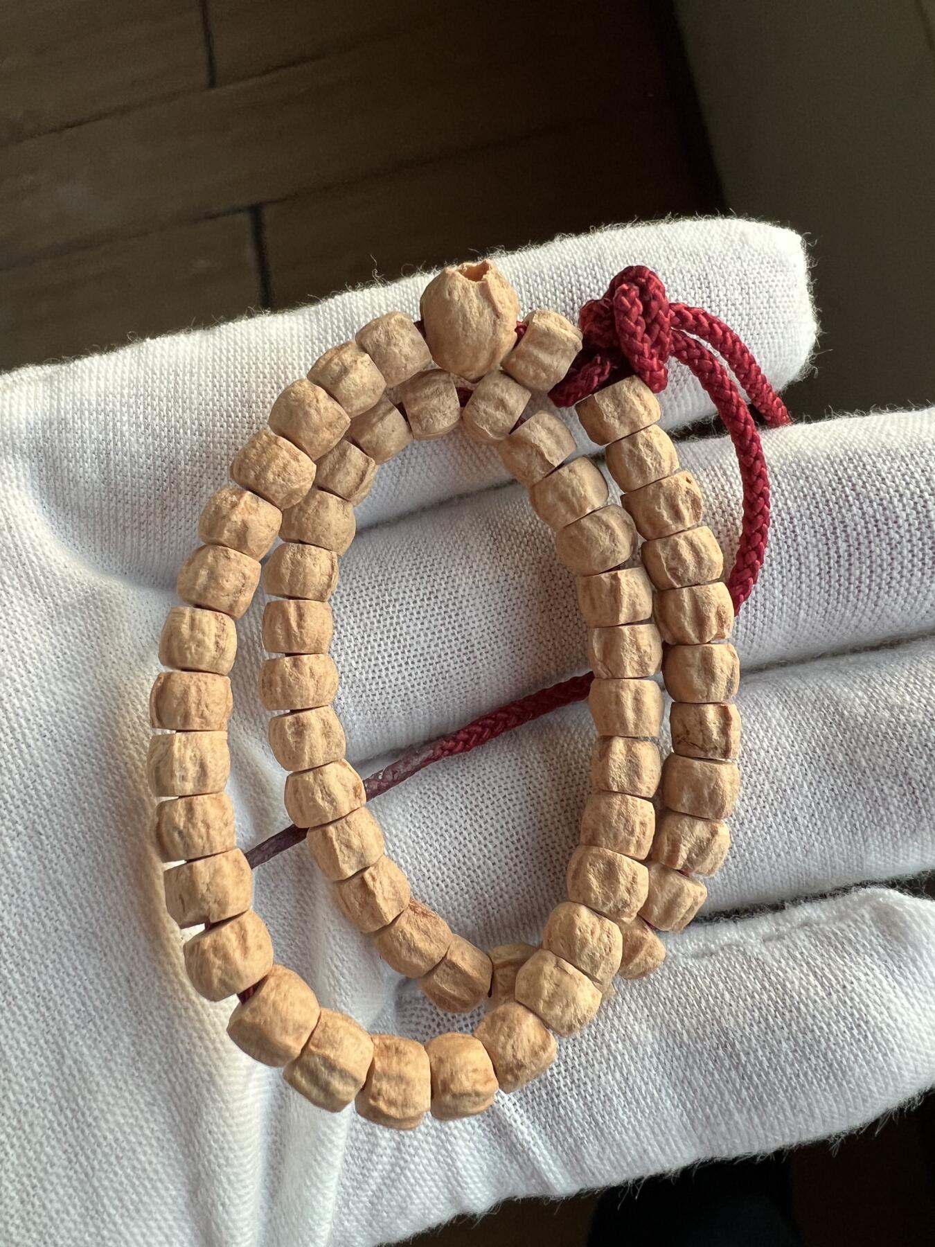 零元拍：百香籽 手持 手串 4.5/5MM左右，拍中就送DID最新2026 精美台历