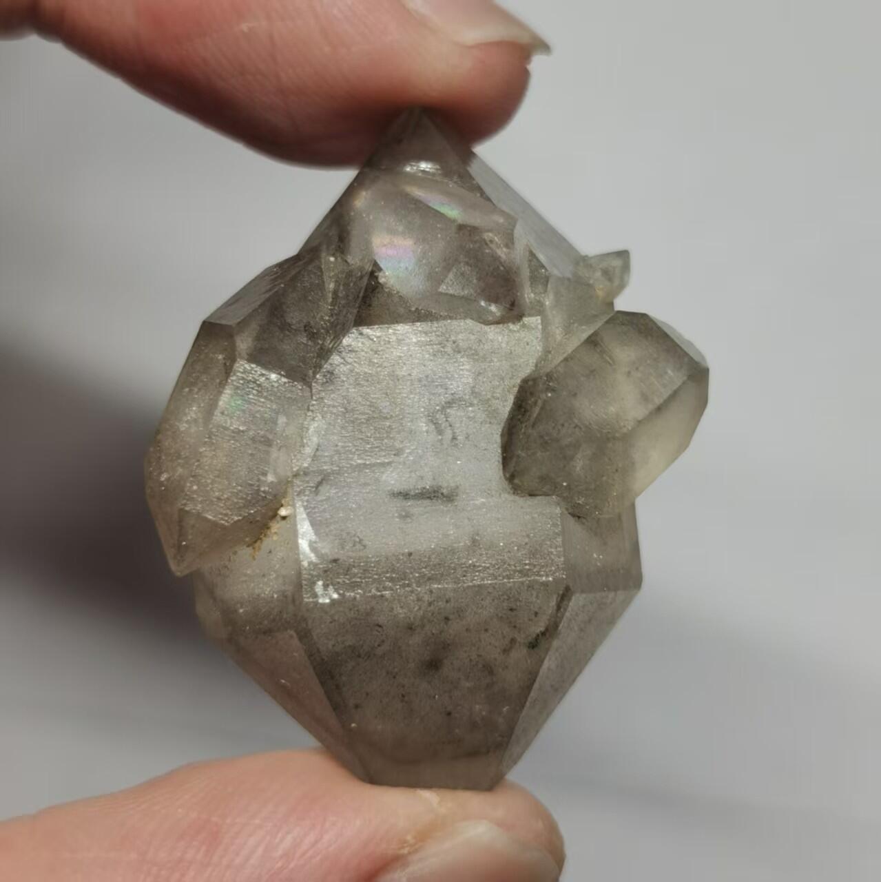 七河·世界钱币杂件水晶矿标小拍（总第30期） 藏家出品 X661 云贵闪灵水晶多生 造型款 本件拍品由合作藏家邮寄，库存编号 639-14