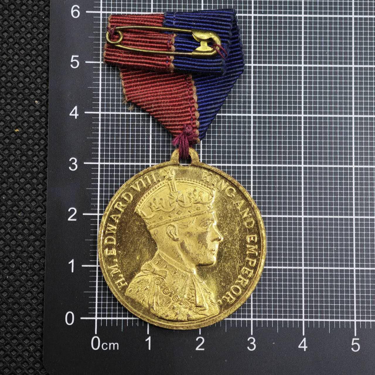 【淘币小摊】限时拍第八百二十三拍  纪念章场  满百包邮可预留两周  周一统一发货   英国1937年乔治六世加冕纪念章