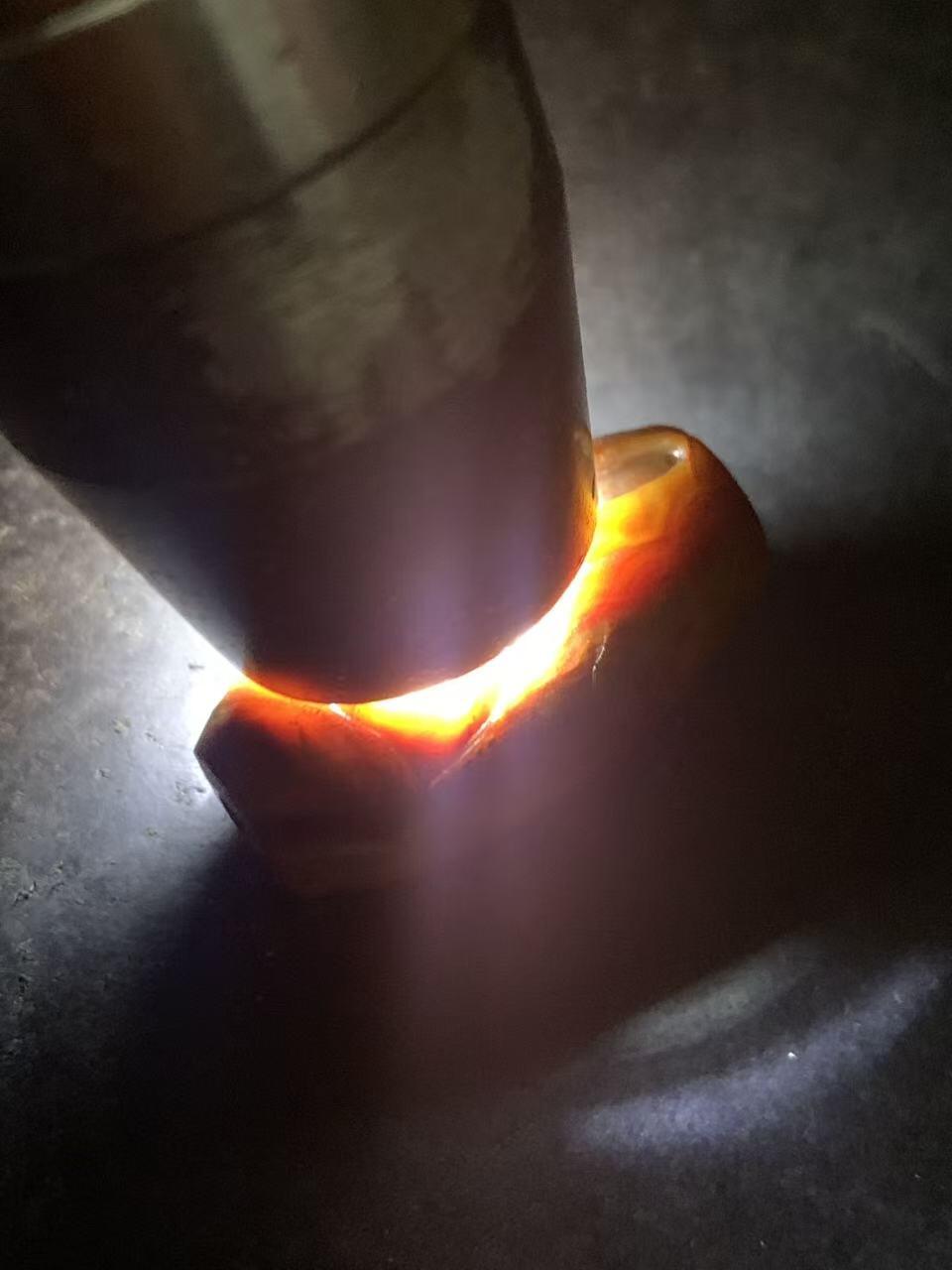 精美亚光草花纹战国红玛瑙手工俏色巧雕惊声尖叫死神桶珠一颗