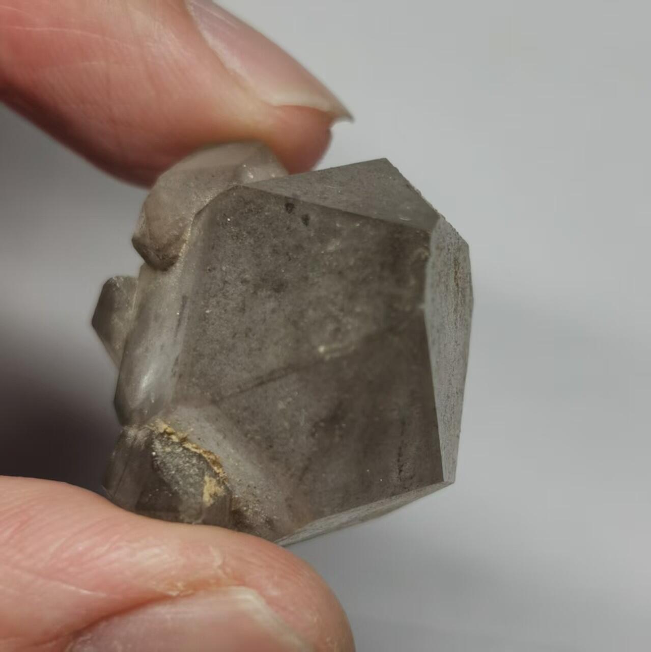 七河·世界钱币杂件水晶矿标小拍（总第30期） 藏家出品 X661 云贵闪灵水晶多生 造型款 本件拍品由合作藏家邮寄，库存编号 639-14