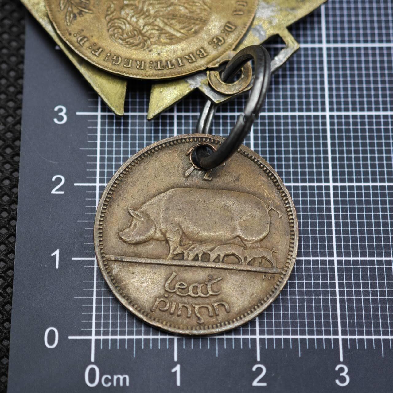 【淘币小摊】限时拍第八百二十三拍  纪念章场  满百包邮可预留两周  周一统一发货   英国1887年维多利亚女王登基50周年纪念章