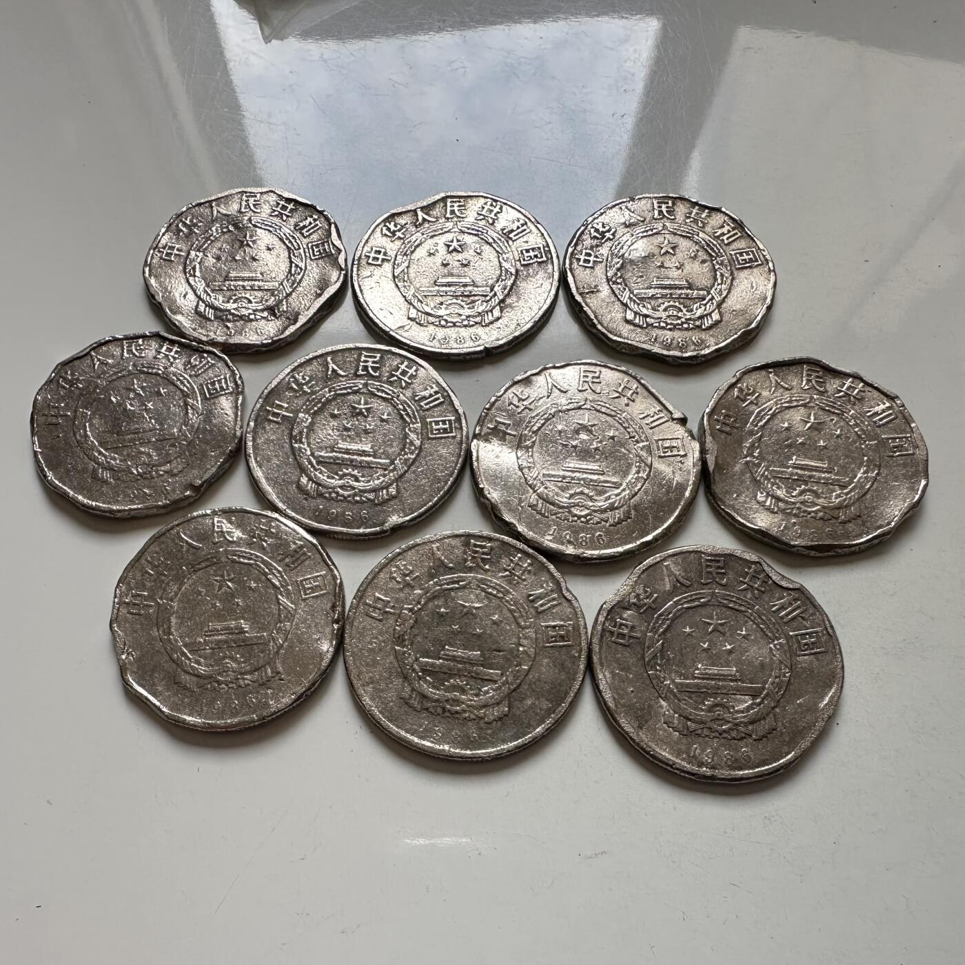 🌹外币初藏🌹🐯2025年第137场  每周二四六晚8️⃣点 接代拍 炮崩 1986年和平10枚