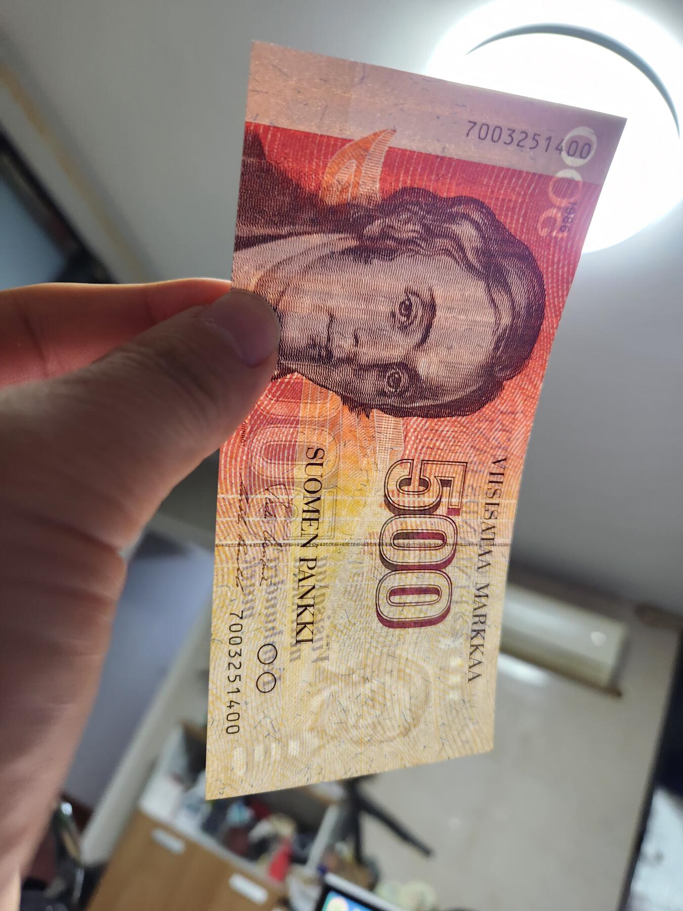 12月6号晚上8点 外国纸币自动截拍第70场 芬兰1986年500马克 原版极美品近新