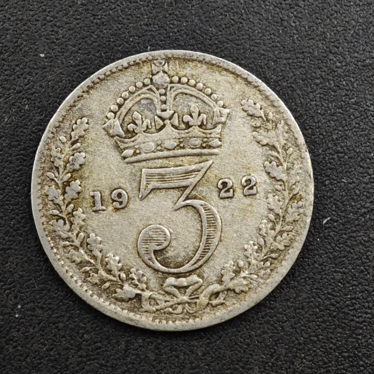 【淘币小摊】实时拍第八百一十九拍   散币场   满百包邮可预留二周 每周一统一发货   英国1922年乔治五世3便士银币
