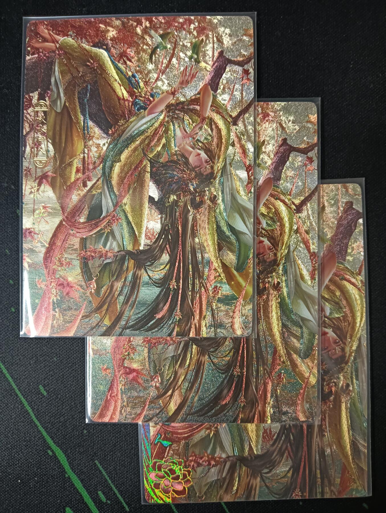 花开卡拍第53期（12月28号周日截拍，品控勿拍!!!拍品不寄存，运费5元，自制卡难免瑕疵，可能存在轻微撞角爆边等出厂瑕疵，品控介意勿拍！） 卡玩帕克 百花谱 杜夫人 三渐变 粗闪3张 