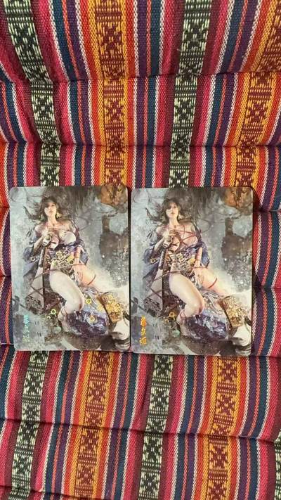 光影卡牌第26期，各家亲签，各家套卡，持续收拍品 - 妖姬传冷烫普卡特卡一对