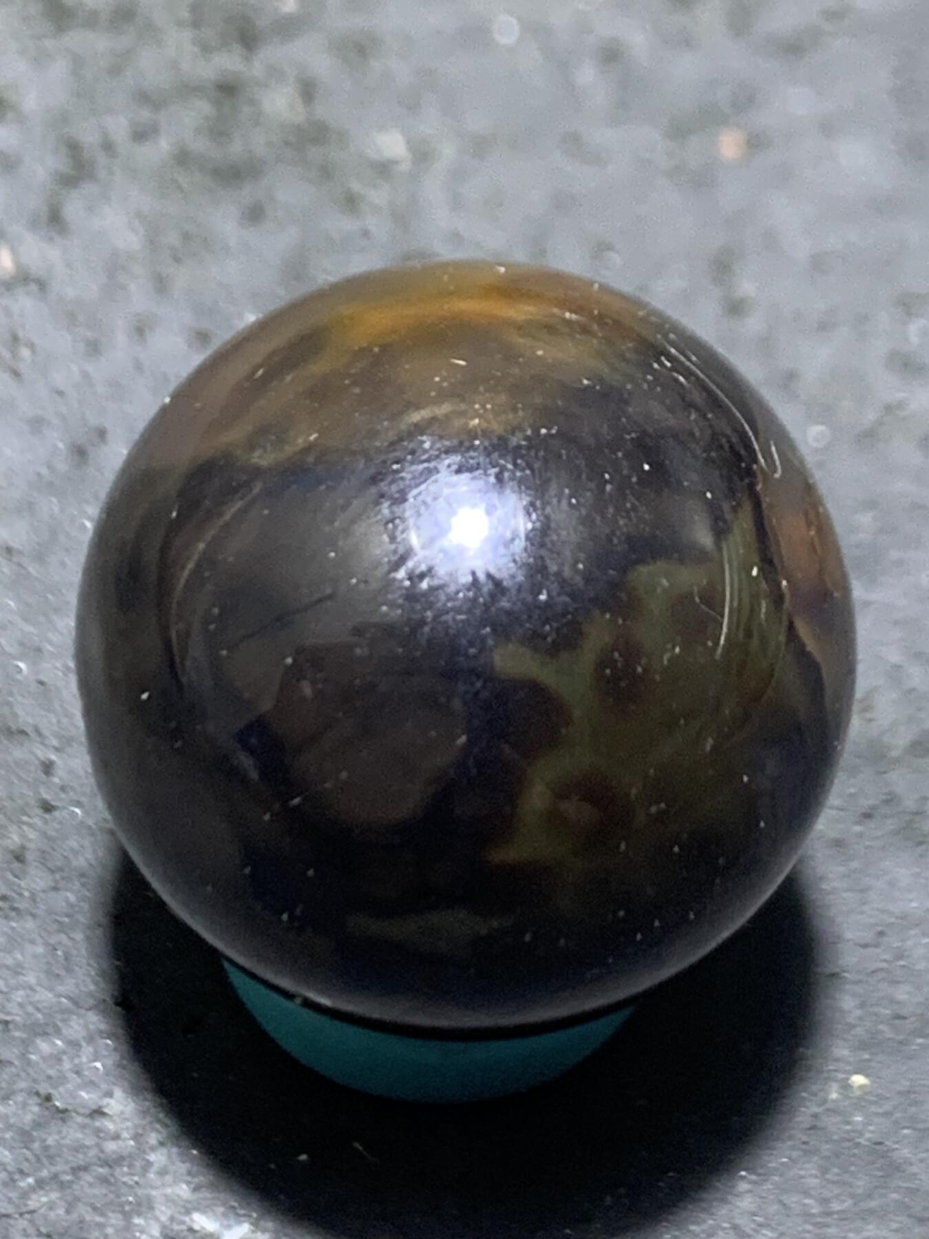 精美亚光战国红玛瑙手工俏色巧雕火烛珠一颗！